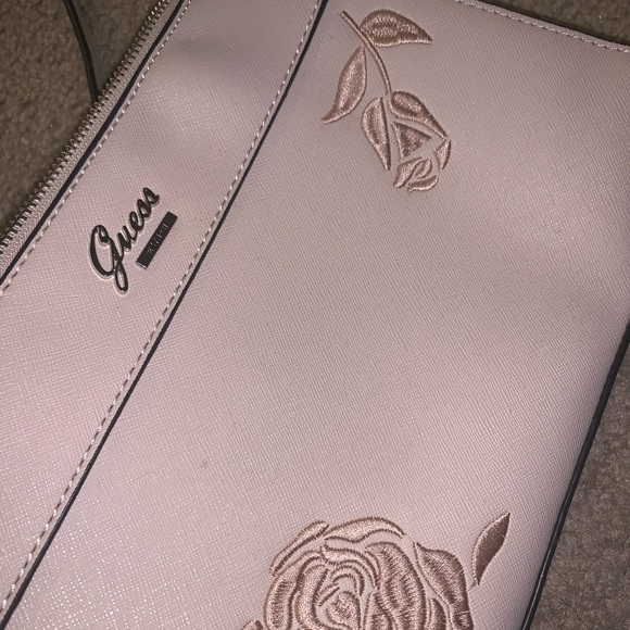 Guess bag - Picture 1 of 4